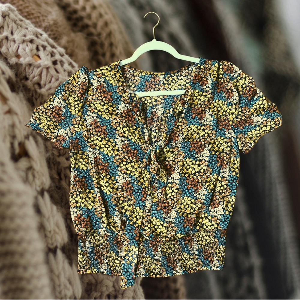 Antonio Melani Top Floral Pussy Bow Fall